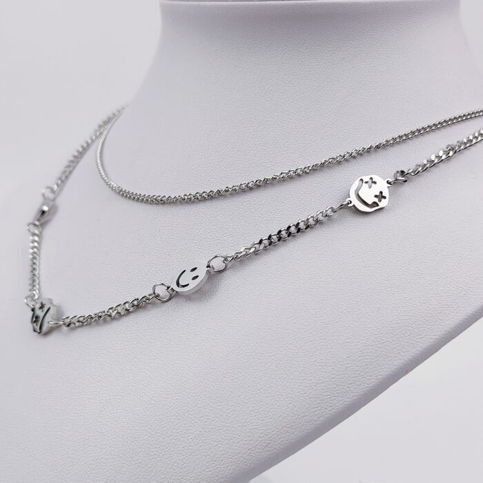 Fashion New Men And Women With The Same Street Hip Hop Titanium Steel Couple Smiley Necklace Hot Sale - Image 2