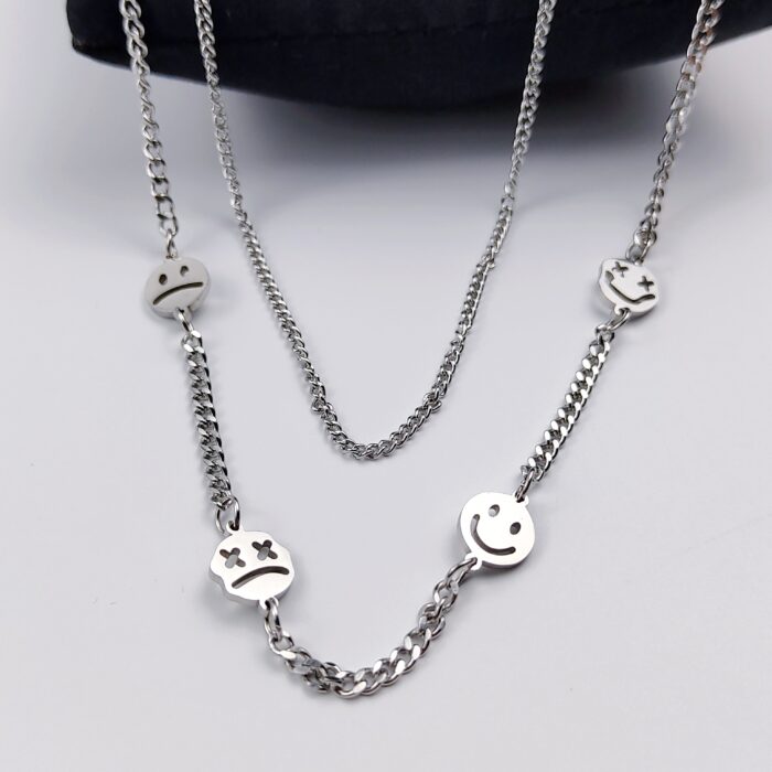 Fashion New Men And Women With The Same Street Hip Hop Titanium Steel Couple Smiley Necklace Hot Sale - Image 4
