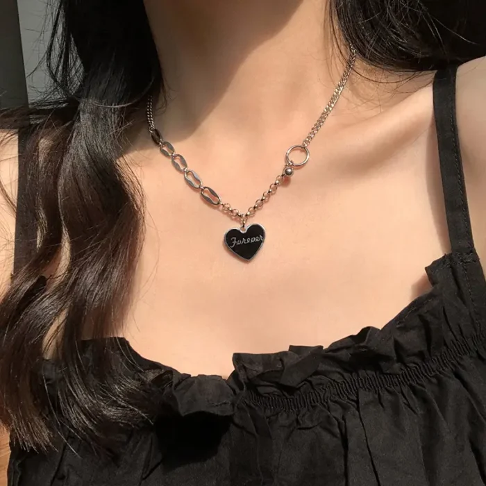 Stainless Steel Hip-Hop Jewelry Black Enamel Heart Curb Chain Necklace Hiphop Heart Pendant Necklace - Image 2
