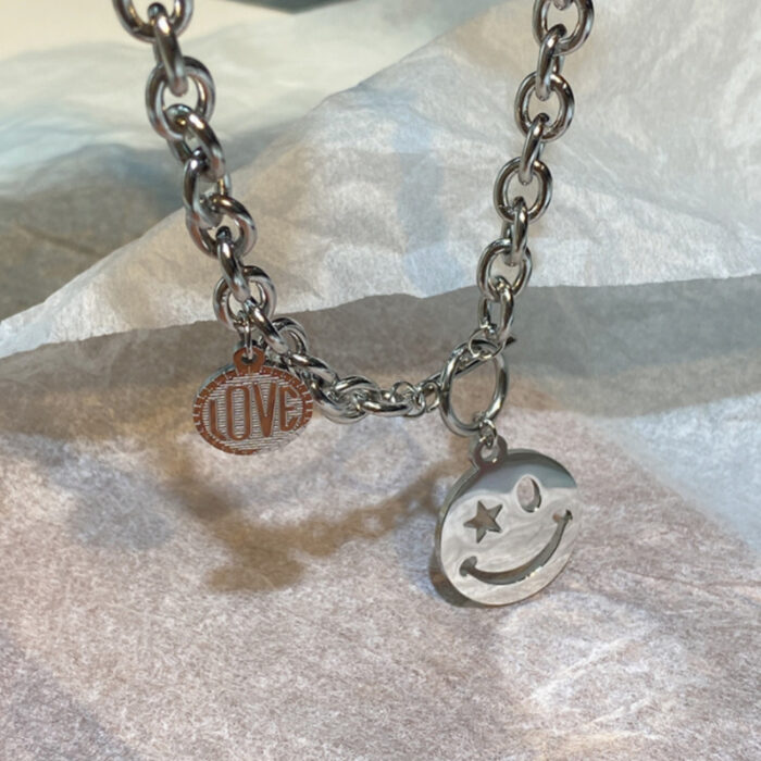 smiley face & love necklace New fashion female collarbone chain girlfriend gift - Image 3