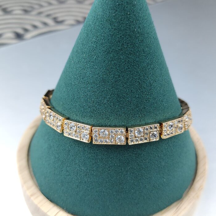 New Stainless Steel Bracelet with Zircon Jewelry for Female